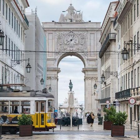 Quarto Com Varanda Na Rua Dos Douradores Lisboa Exterior foto
